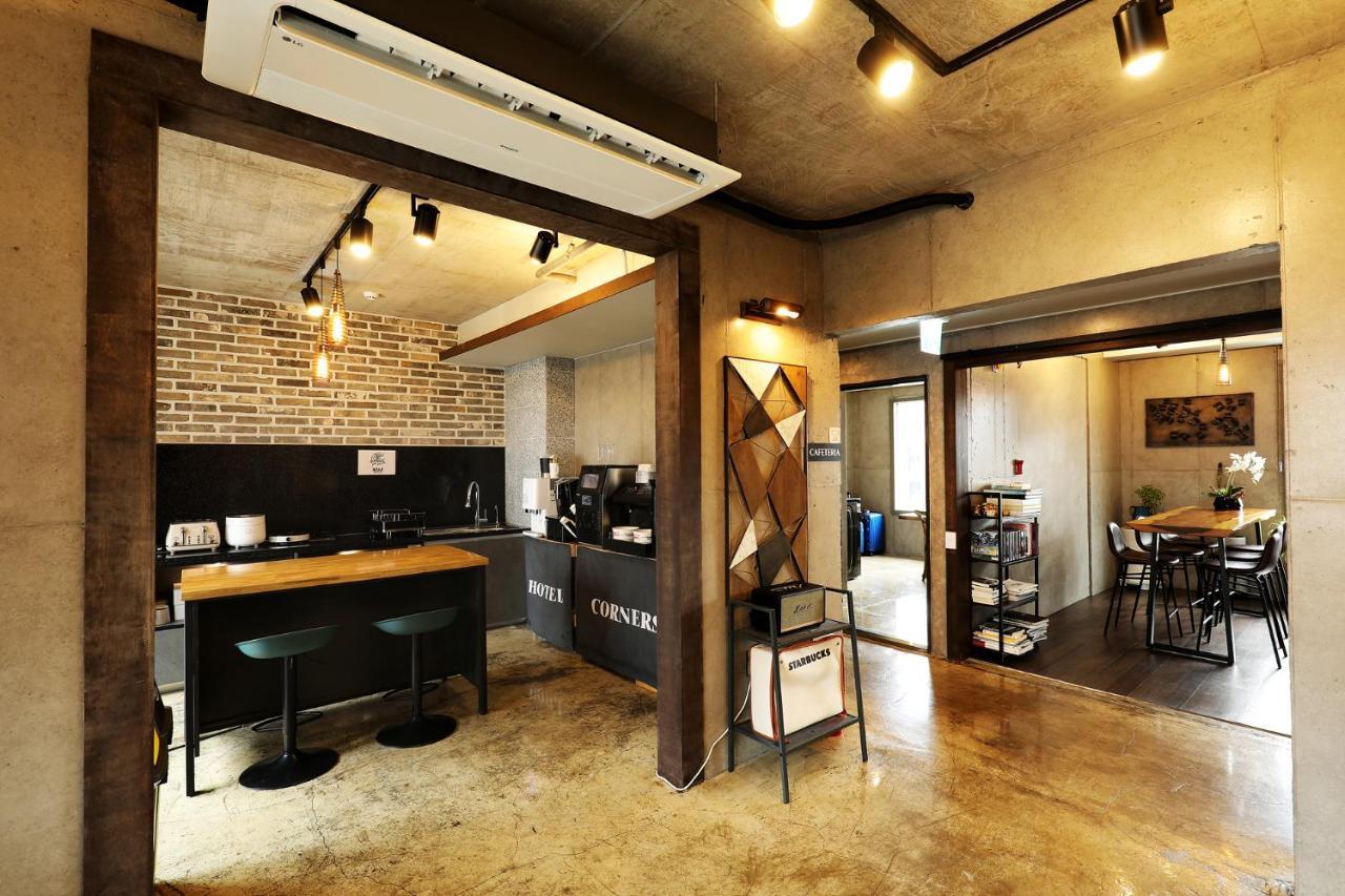 Cornerstone Hotel Szogüpho Kültér fotó