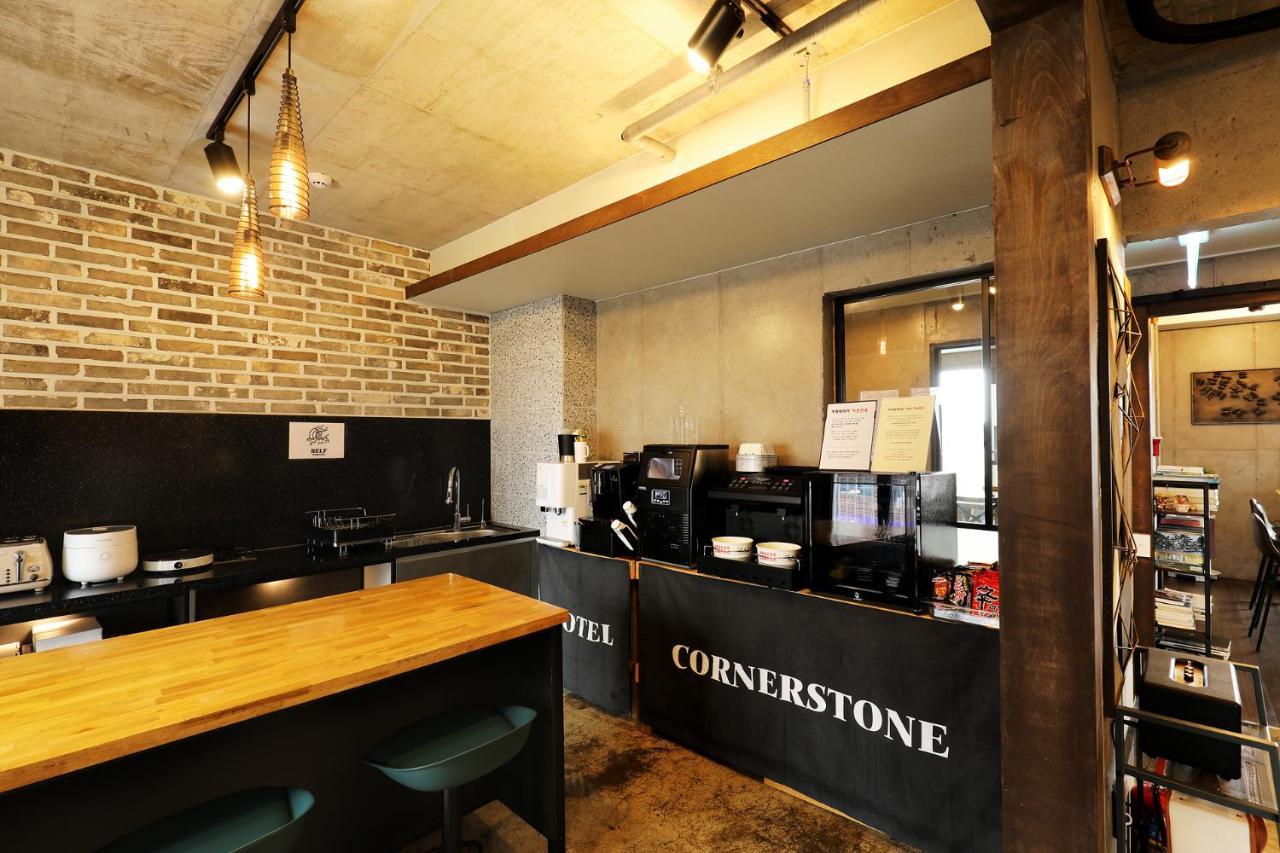 Cornerstone Hotel Szogüpho Kültér fotó